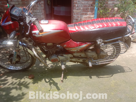 CT Bajaj boxer